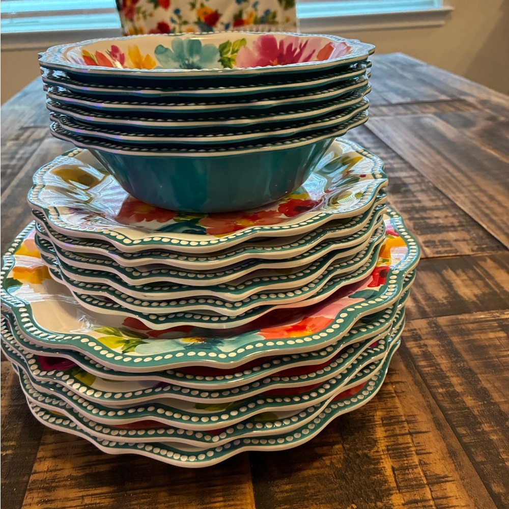 Floral Melamine Dinnerware Set